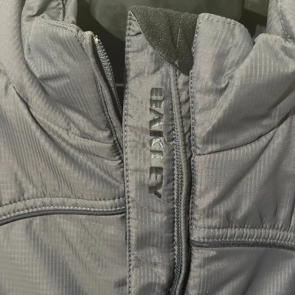 Vintage Y2K Oakley Software Center Logo Insulated Nylon Jacket Grey Mens XL